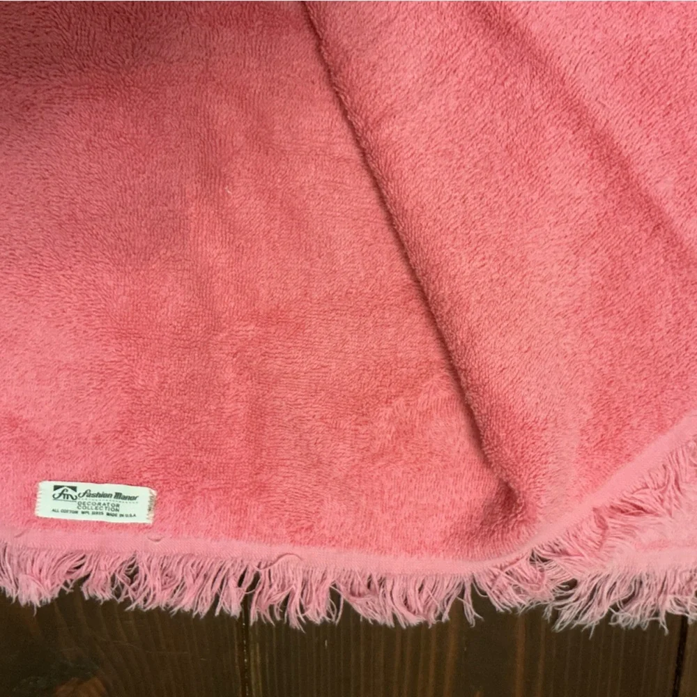 Vintage pair of Bath towels